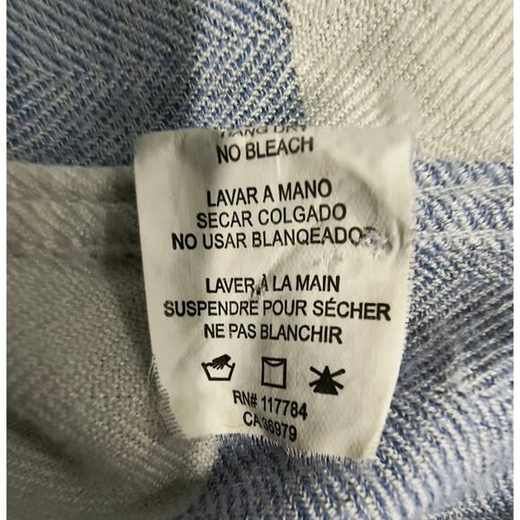 Rails Long Sleeve Button Down Shirt with Back Inverted Pleat, Blue/Cream, Sz XS - Picture 6 of 7